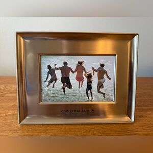 Hallmark One Great Family 4x6 Photo Frame